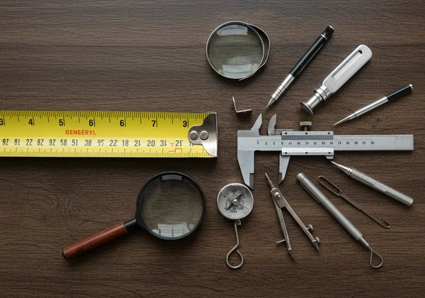 Comparing general IQ measuring tape to specific aptitude tools